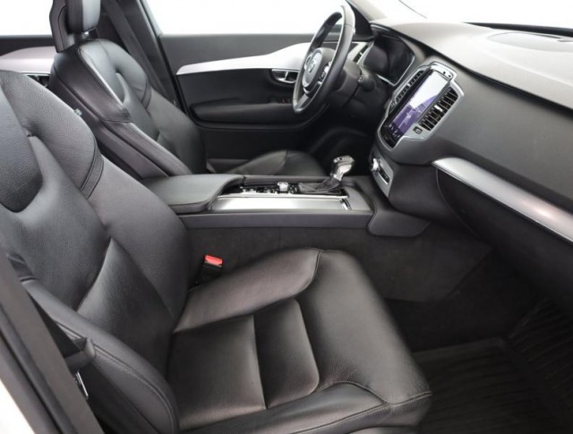 Volvo XC90  D5 AWD Momentum