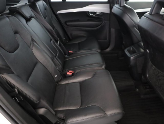 Volvo XC90  D5 AWD Momentum