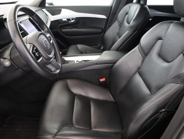 Volvo XC90  D5 AWD Momentum