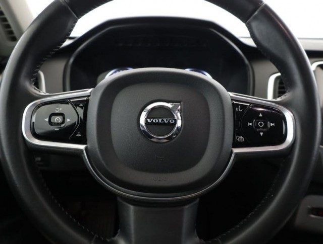 Volvo XC90  D5 AWD Momentum