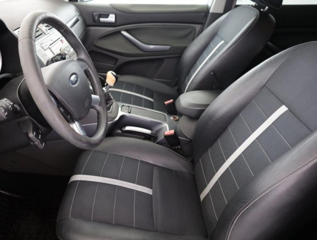 Ford Kuga  2.0 TDCi 