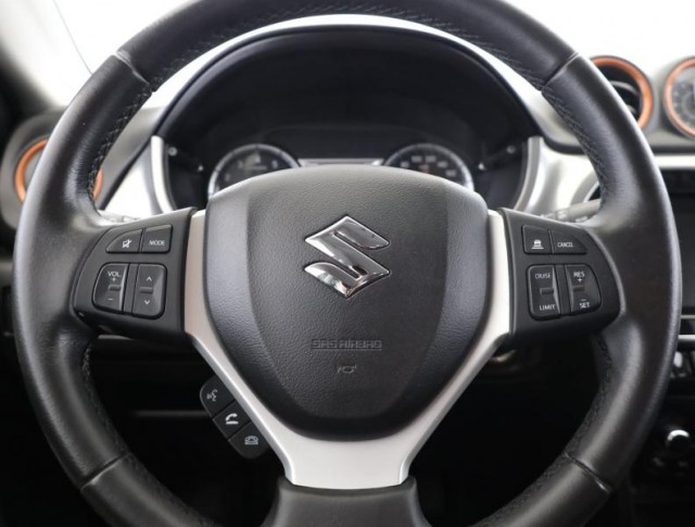 Suzuki Vitara  1.6 VVT 