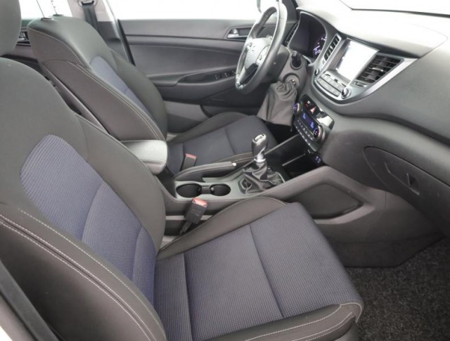 Hyundai Tucson  1.7 CRDi 