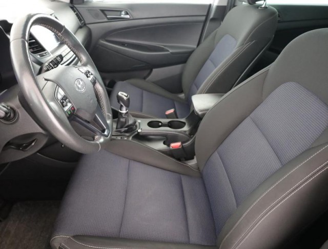 Hyundai Tucson  1.7 CRDi 