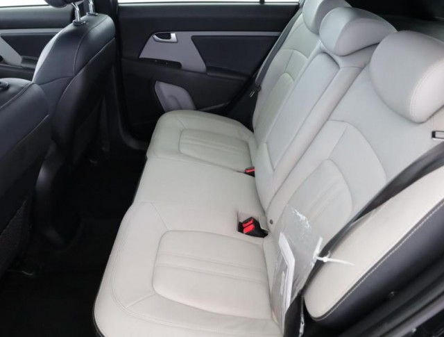 Kia Sportage  1.6 GDI 