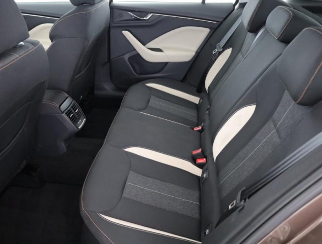 Škoda Kamiq  1.0 TSI 