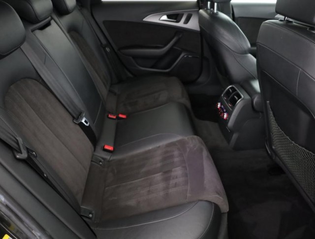 Audi A6 Allroad  3.0 TDI 