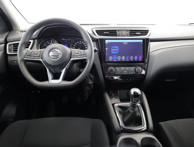 Nissan Qashqai  1.3 DIG-T 