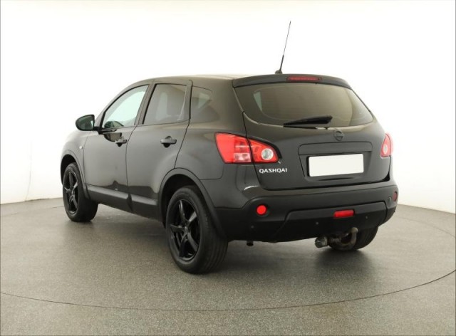 Nissan Qashqai  1.6 