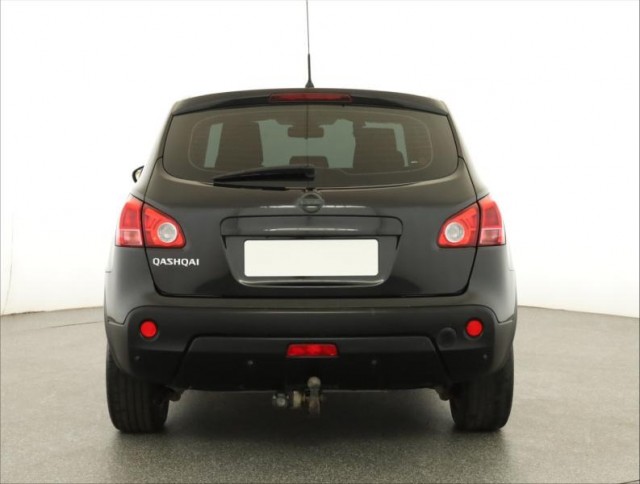 Nissan Qashqai  1.6 