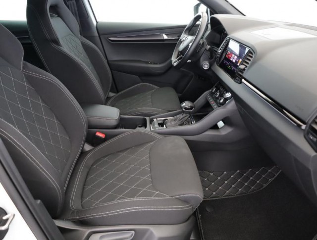 Škoda Karoq  1.5 TSI Sportline