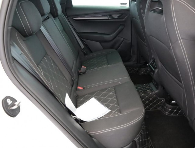 Škoda Karoq  1.5 TSI Sportline