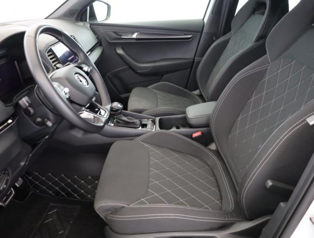 Škoda Karoq  1.5 TSI Sportline