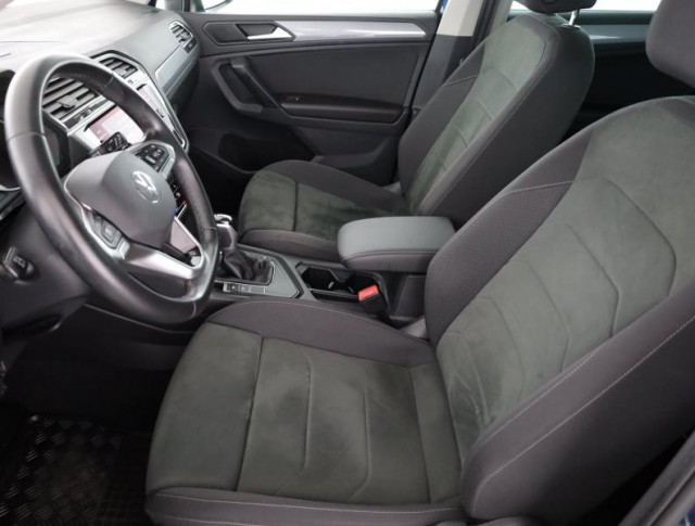 Volkswagen Tiguan  1.5 TSI 