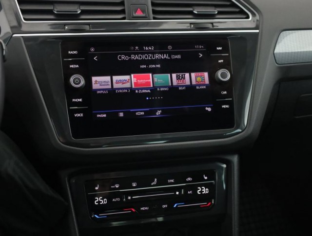Volkswagen Tiguan  1.5 TSI 