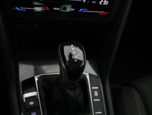 Volkswagen Tiguan  1.5 TSI 