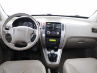 Hyundai Tucson  2.0 CRDi 