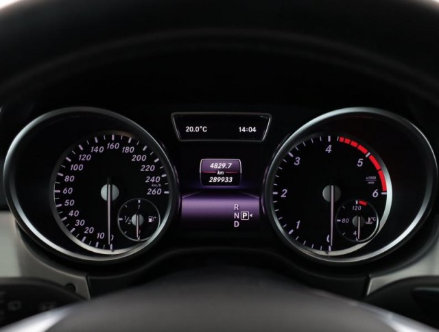 Mercedes-Benz ML  ML 350 BlueTEC AMG line