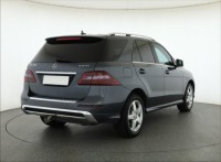 Mercedes-Benz ML  ML 350 BlueTEC AMG line