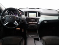 Mercedes-Benz ML  ML 350 BlueTEC AMG line