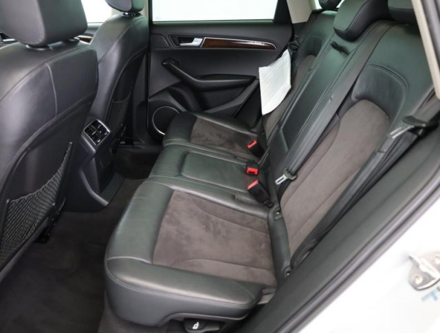 Audi Q5  3.0 TDI 