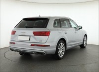 Audi Q7  3.0 TDI S-Line