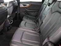 Audi Q7  3.0 TDI S-Line