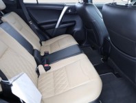 Toyota RAV 4  2.0 D-4D Selection