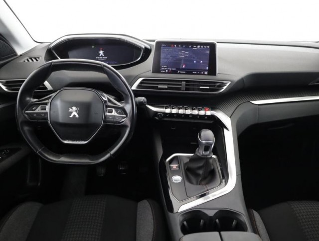 Peugeot 3008  1.6 BlueHDi Active