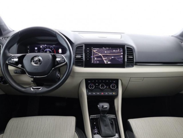 Škoda Karoq  1.5 TSI 