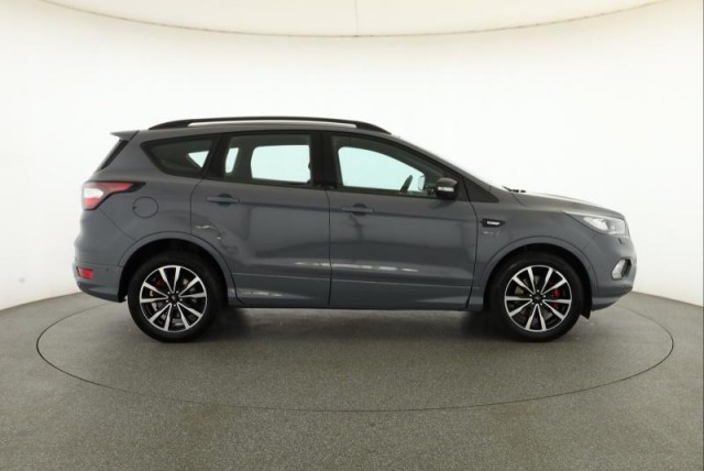 Ford Kuga  1.5 EcoBoost ST-Line