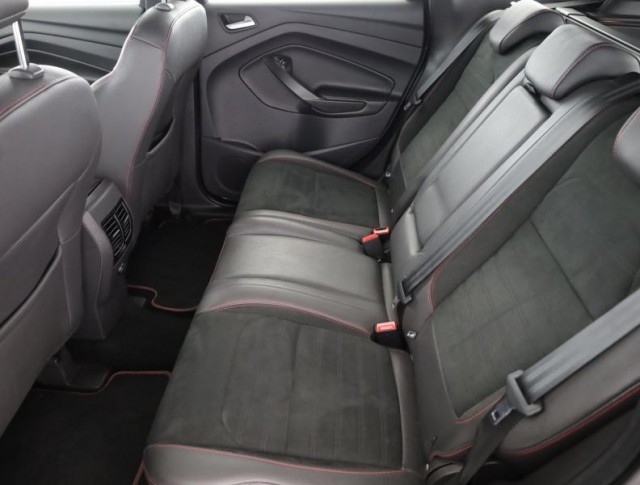 Ford Kuga  1.5 EcoBoost ST-Line