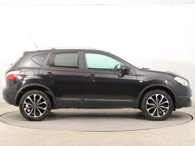 Nissan Qashqai  2.0 