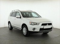 Mitsubishi Outlander  2.0 