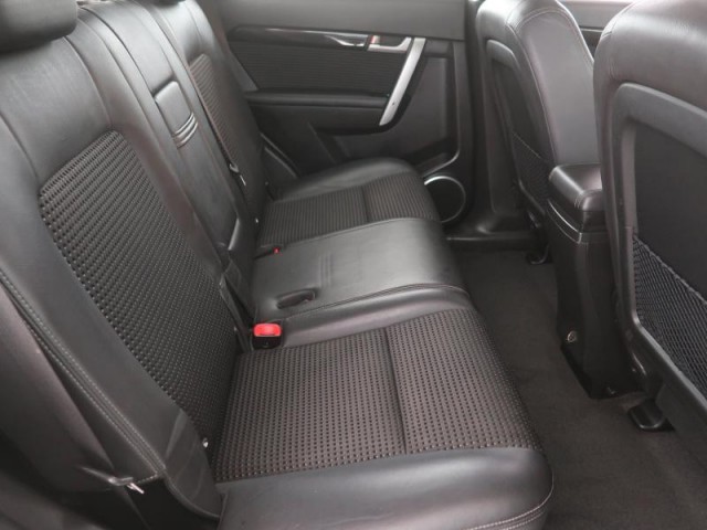 Chevrolet Captiva  2.4 i 