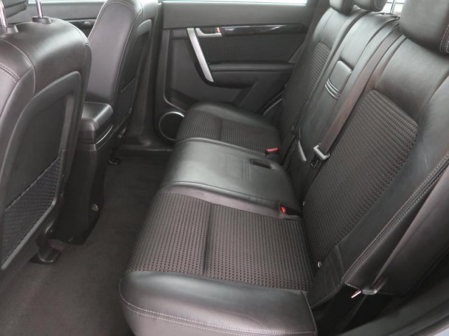 Chevrolet Captiva  2.4 i 