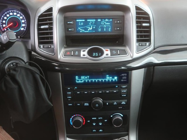 Chevrolet Captiva  2.4 i 