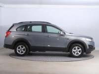 Chevrolet Captiva  2.4 i 