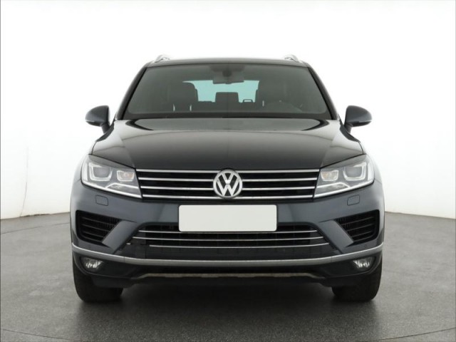 Volkswagen Touareg  3.0 TDI 