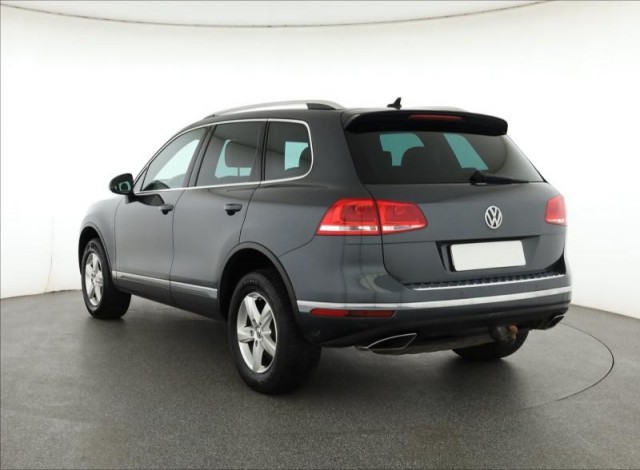 Volkswagen Touareg  3.0 TDI 