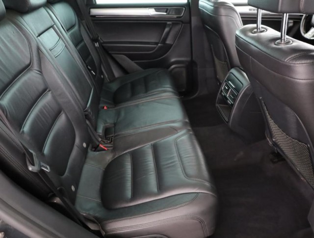 Volkswagen Touareg  3.0 TDI 
