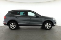 Volkswagen Touareg  3.0 TDI 
