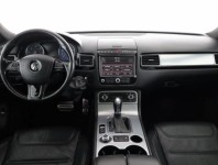 Volkswagen Touareg  3.0 TDI 