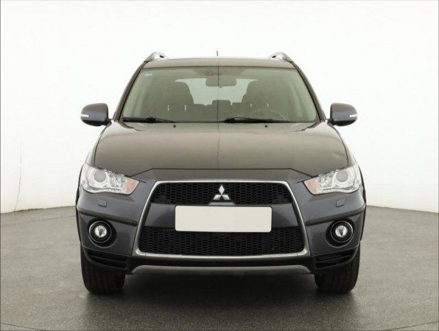 Mitsubishi Outlander  2.2 DI-D 