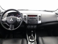 Mitsubishi Outlander  2.2 DI-D 