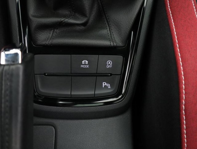 Škoda Kamiq  1.0 TSI Monte Carlo
