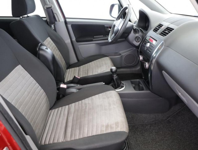 Suzuki SX4  1.6 VVT 