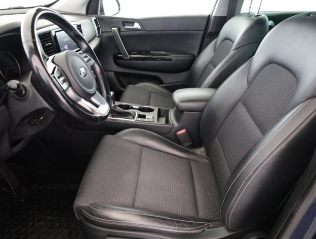 Kia Sportage  1.6 CRDi 