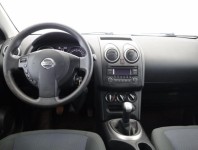 Nissan Qashqai  1.6 