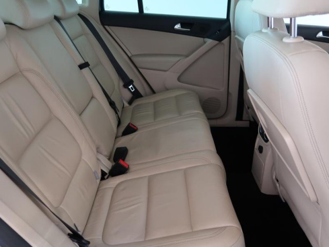 Volkswagen Tiguan  2.0 TDI 